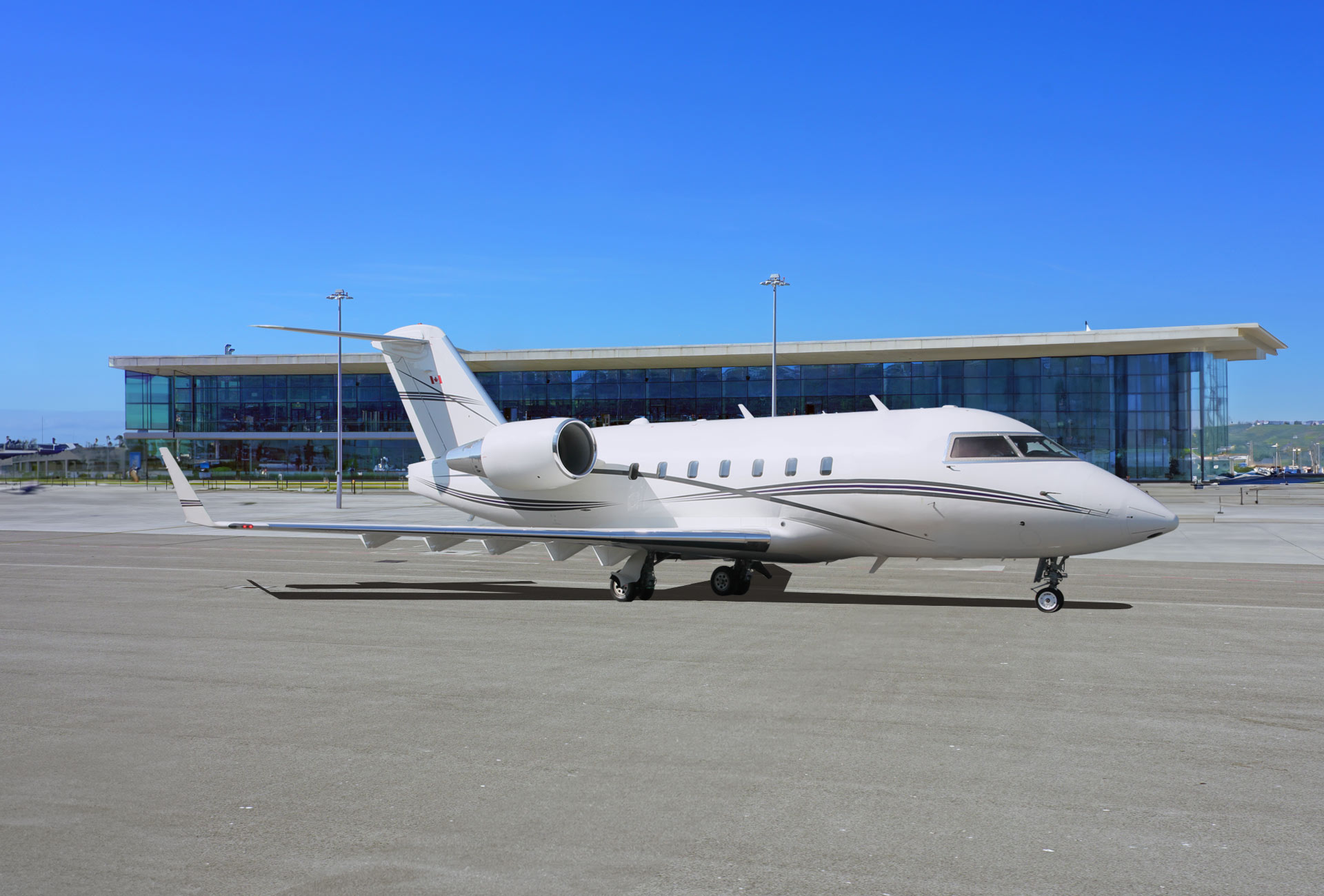 Challenger 604